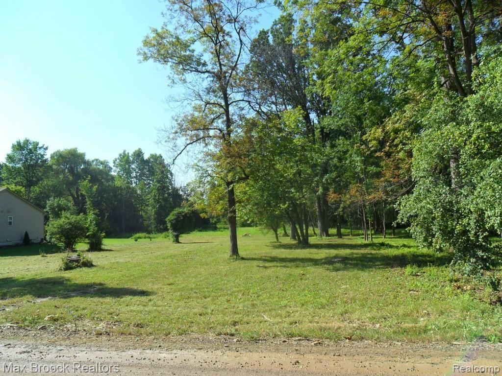 1 Farmbrook Road Southfield, MI 48034 - Photo 16 of 49
