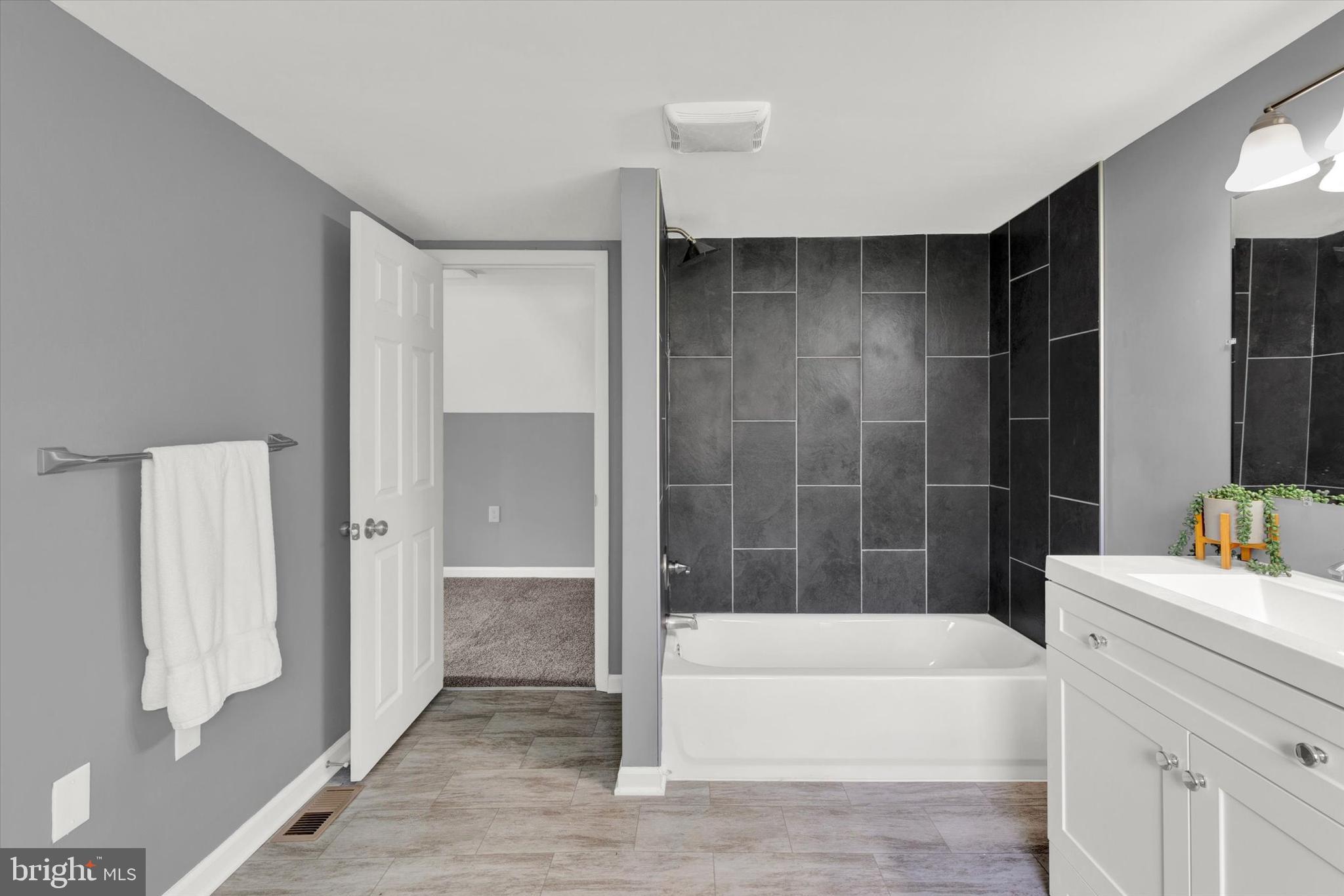 1698 Wabank Road Lancaster, PA 17603 - Photo 21 of 28 Gallery Image 21
