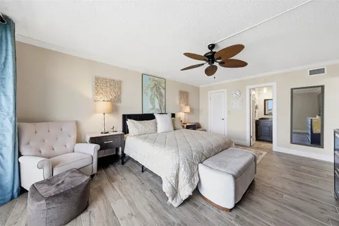 $479,000 | 3051 Northeast 48th Street, Unit 509, Fort Lauderdale, FL 33308