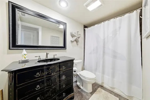 $479,000 | 3051 Northeast 48th Street, Unit 509, Fort Lauderdale, FL 33308