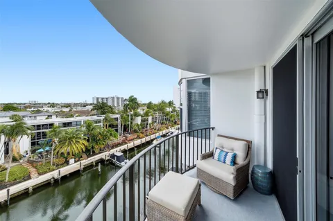 $479,000 | 3051 Northeast 48th Street, Unit 509, Fort Lauderdale, FL 33308