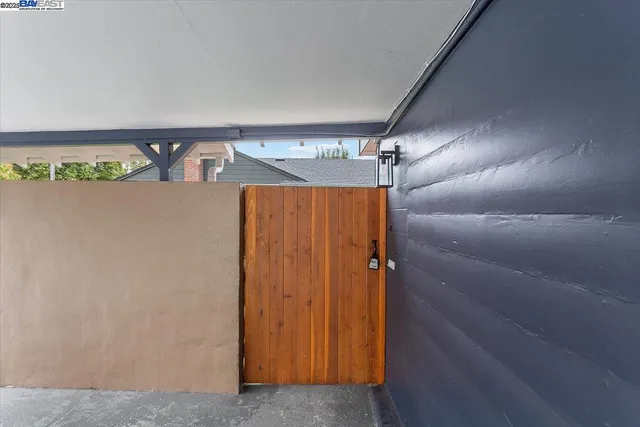 a view of walk in closet