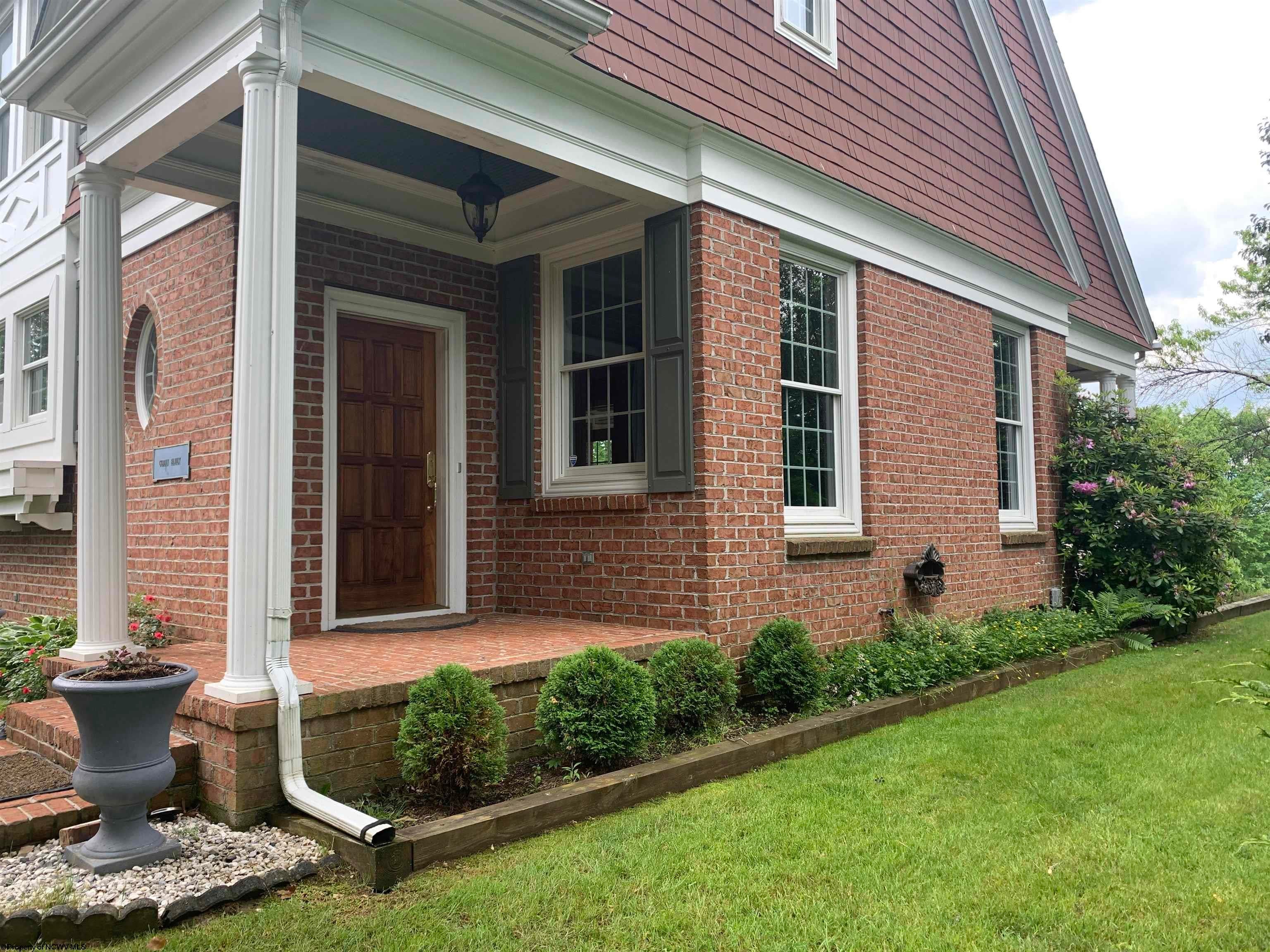 2043 Country Club Road Elkins, WV 26241 - Photo 4 of 30 Gallery Image 4