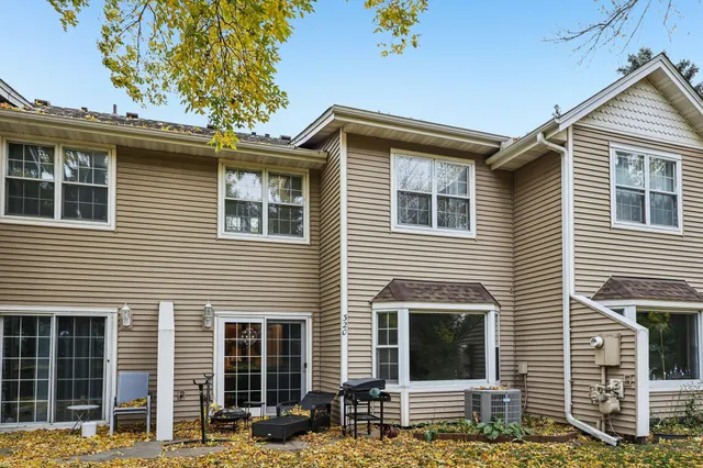 $232,500 | 320 Karen Lane Northeast, Columbia Heights, MN 55421