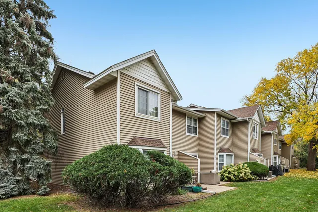 $232,500 | 320 Karen Lane Northeast, Columbia Heights, MN 55421