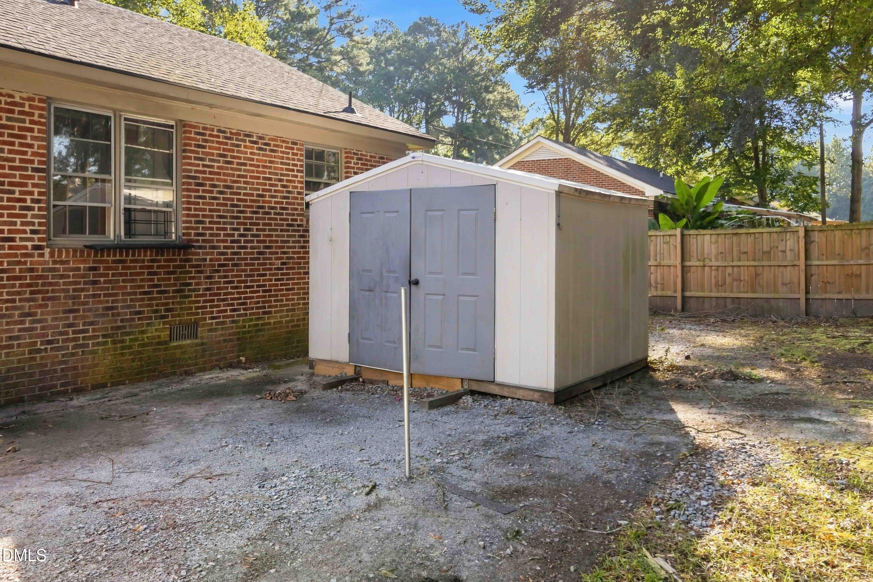 816 Evergreen Road Rocky Mount, NC 27803 - Photo 15 of 18 028