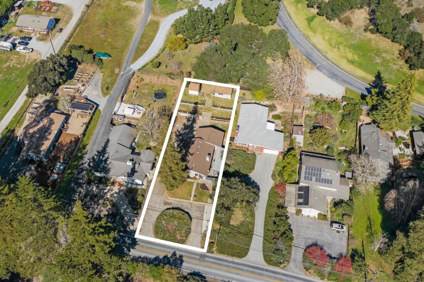 276 Hames Road Watsonville, CA 95076 - Photo 41 of 43 an aerial view of a residential apartment building with a yard