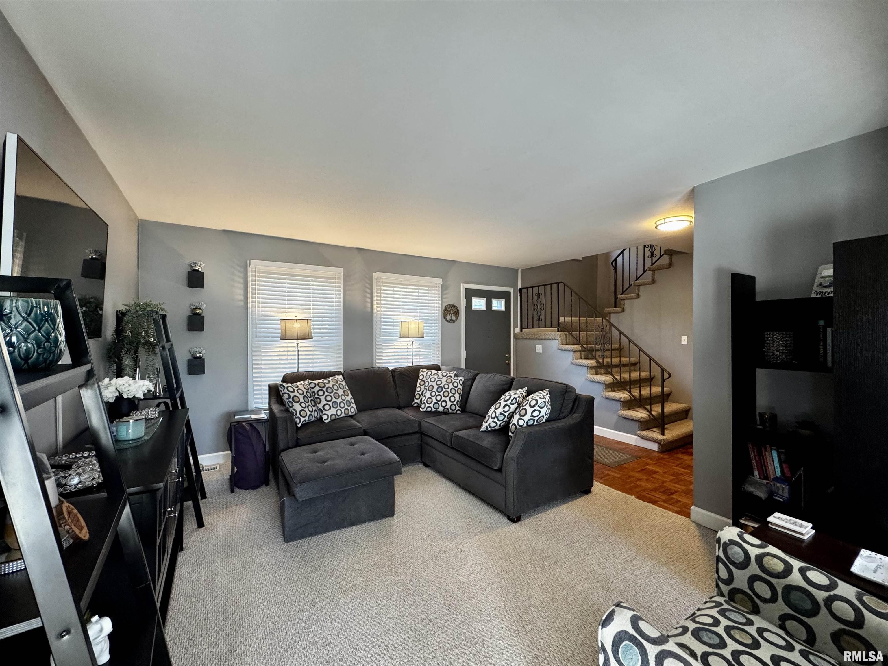30 South Yorktown Road Macomb, IL 61455 - Photo 3 of 19 Gallery Image 3