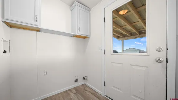 a view of walk in closet