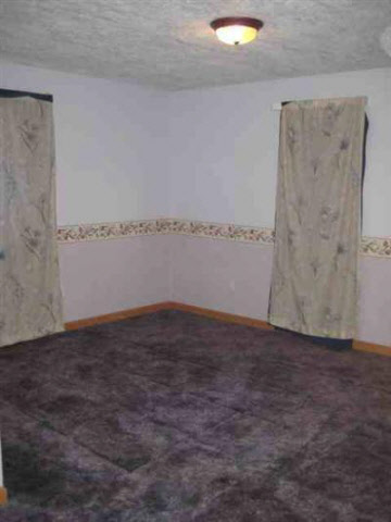 5353 West Locke Road Perry, MI 48872 - Photo 6 of 11 20223851-5.JPG