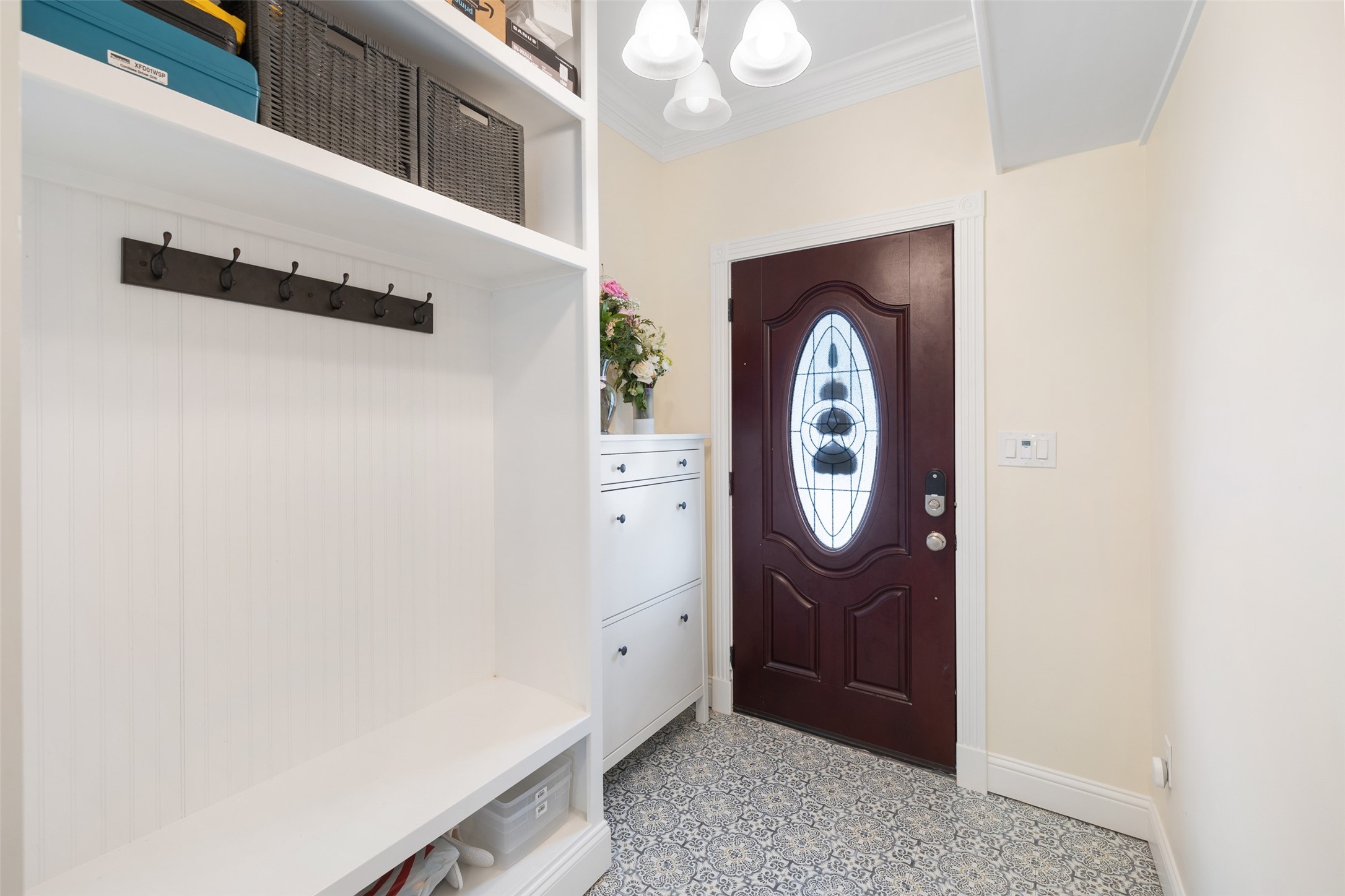 608 Jewett Street Houston, TX 77009 - Photo 4 of 23 a view of front door with shower
