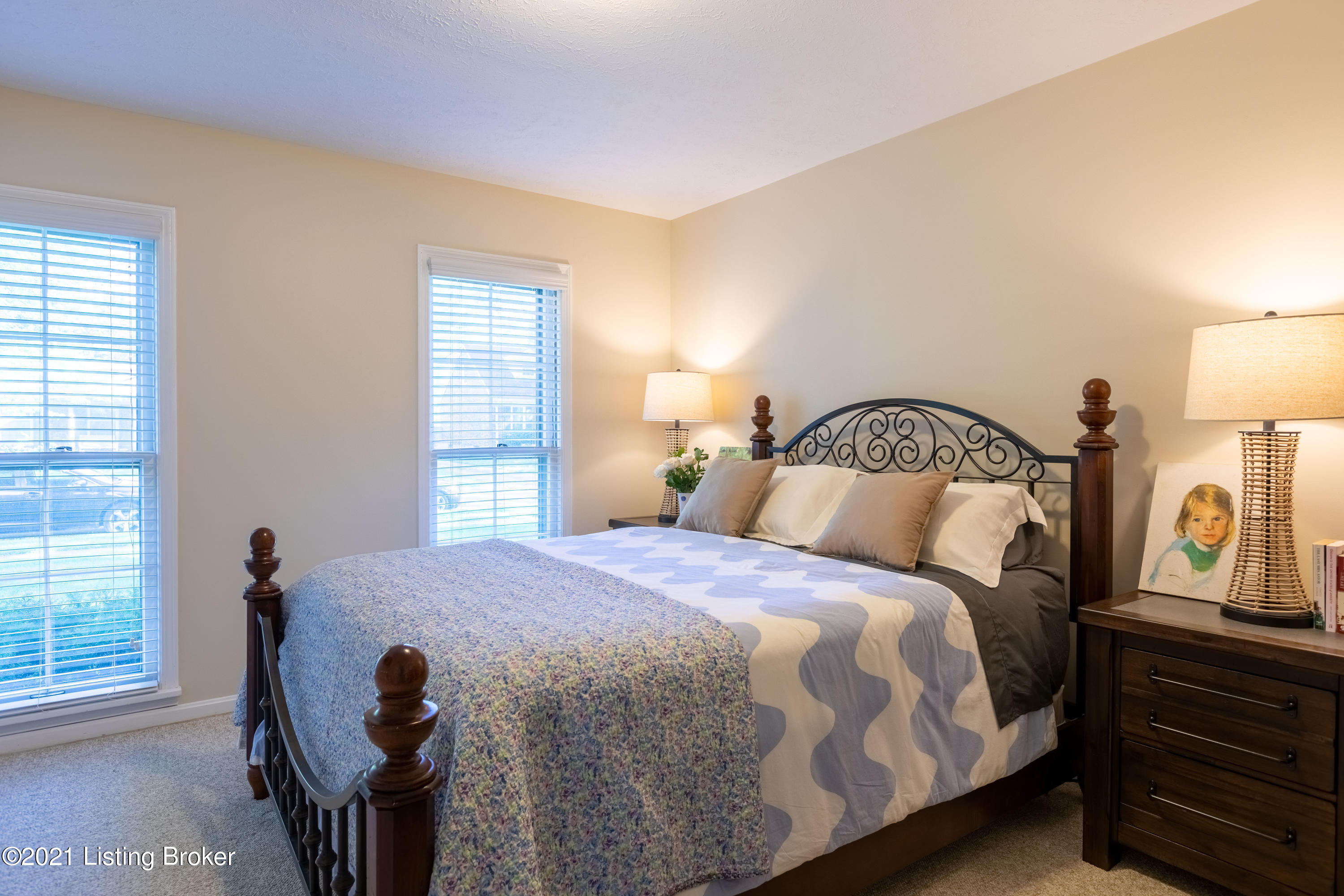 6806 Tottenham Road Louisville, KY 40207 - Photo 20 of 35 061421-6806-tottenham-louisville-ky-4020