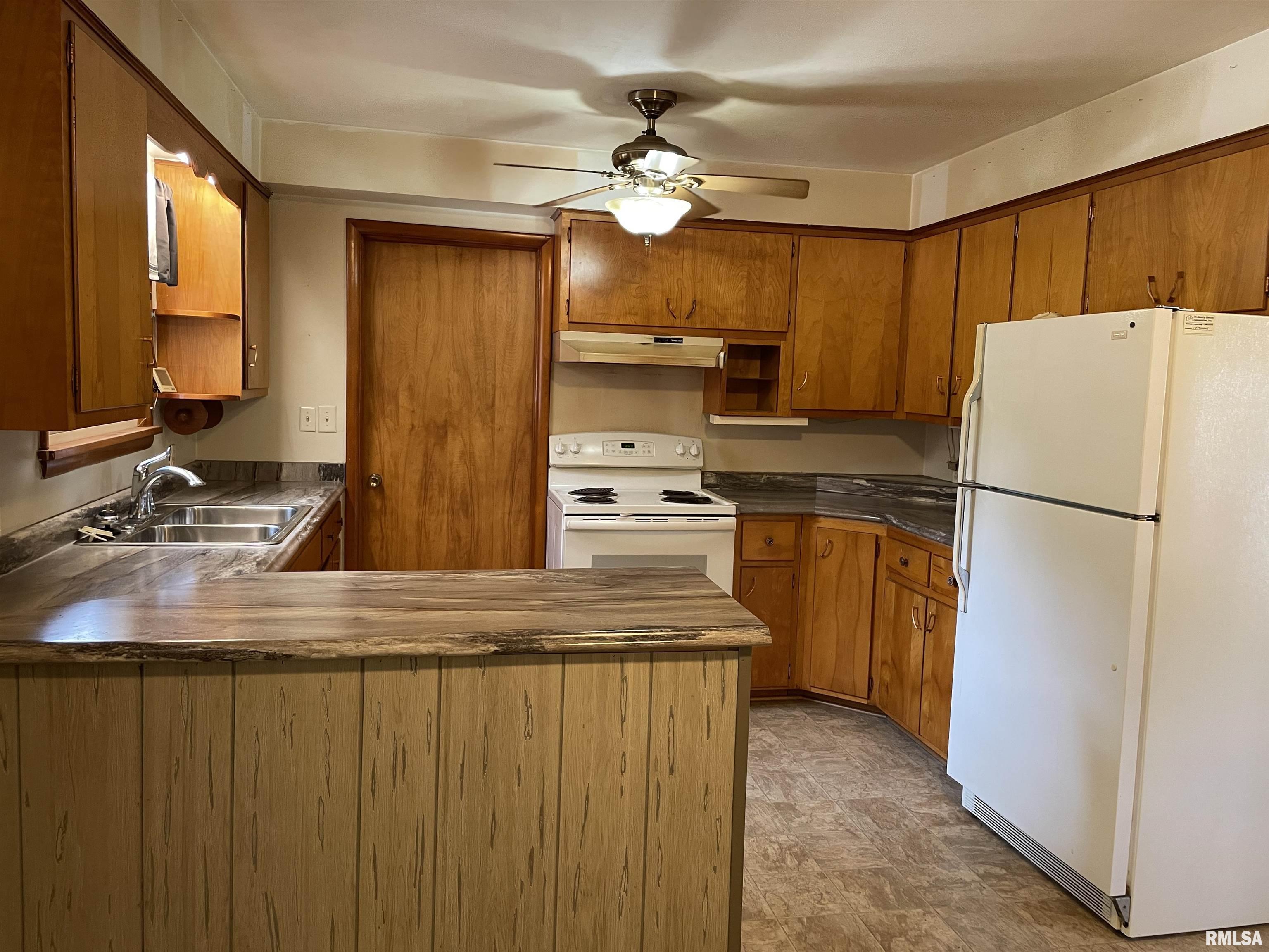 4567 Church Road Salem, IL 62881 - Photo 15 of 49