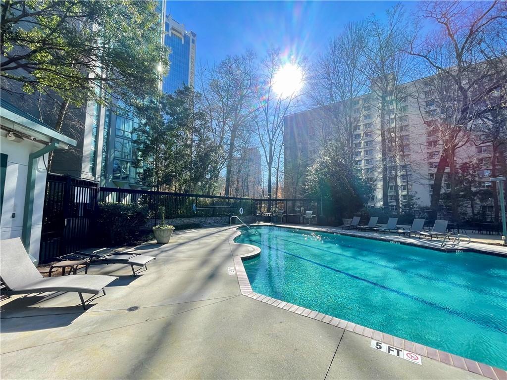 2870 Pharr Ct S Northwest, Unit 1902 Atlanta, GA 30305 - Photo 37 of 40