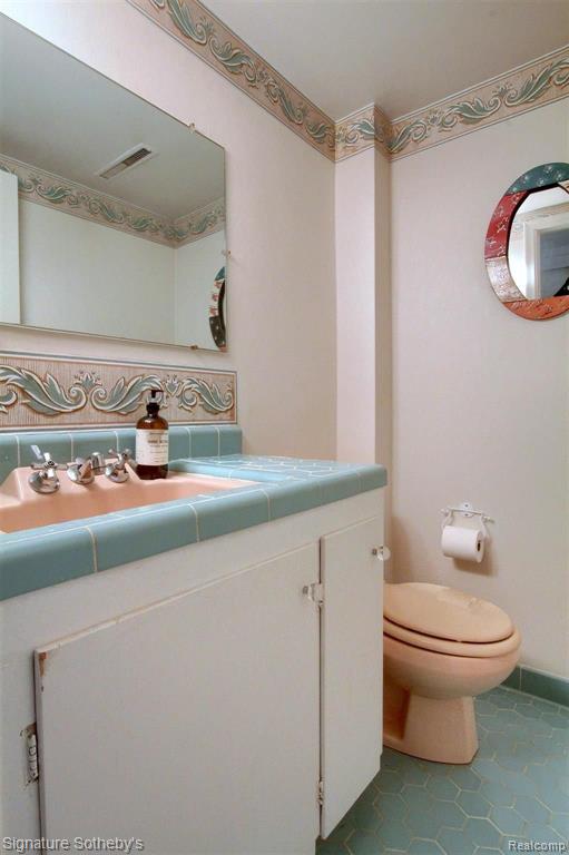 1731 Lone Pine Road Bloomfield Hills, MI 48302 - Photo 33 of 38