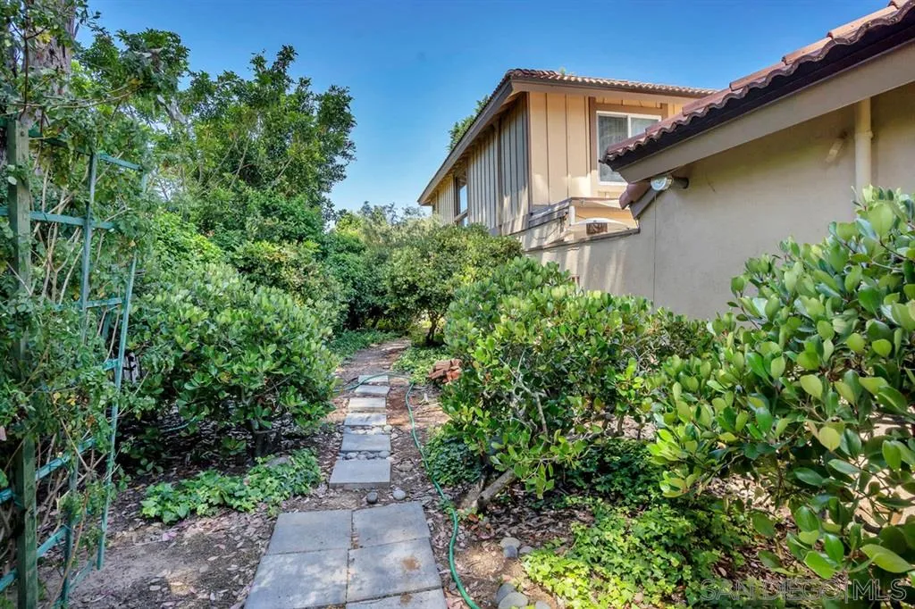 3047 Via De Caballo Encinitas, CA 92024 - Photo 22 of 25 a view of a back yard of the house