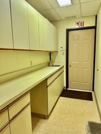 $975 | 251 7th Street, Unit C204, New Kensington, PA 15068