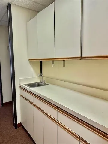 $975 | 251 7th Street, Unit C204, New Kensington, PA 15068