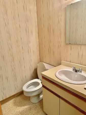 $975 | 251 7th Street, Unit C204, New Kensington, PA 15068