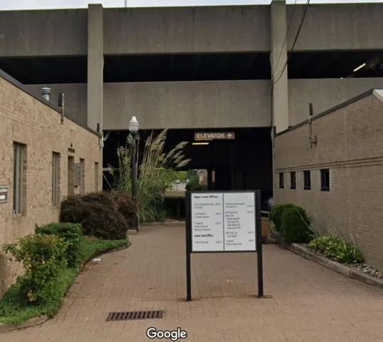 $975 | 251 7th Street, Unit C204, New Kensington, PA 15068