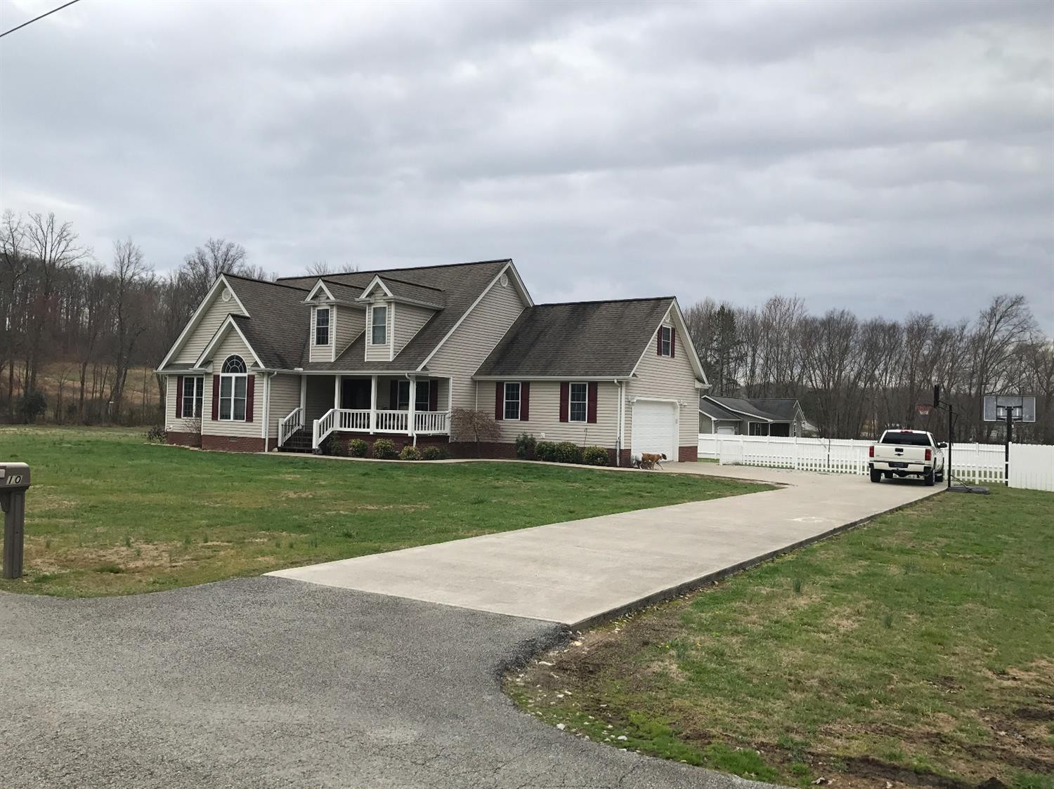 10 Ron's Pond Road Corbin, KY 40701 - Photo 1 of 40 Photo 1