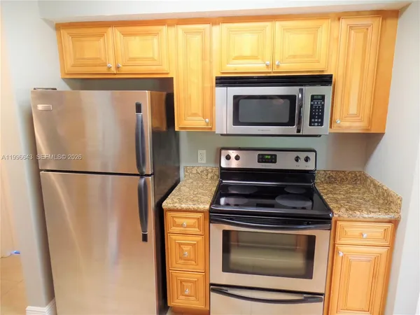 $1,895 | 5740 Rock Island Road, Unit 299, Tamarac, FL 33319