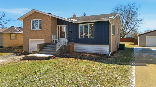 $157,900 | 722 9th Avenue, Rock Falls, IL 61071