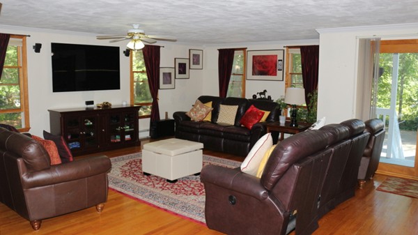298 Liberty Square Road Boxborough, MA 01719 - Photo 9 of 21