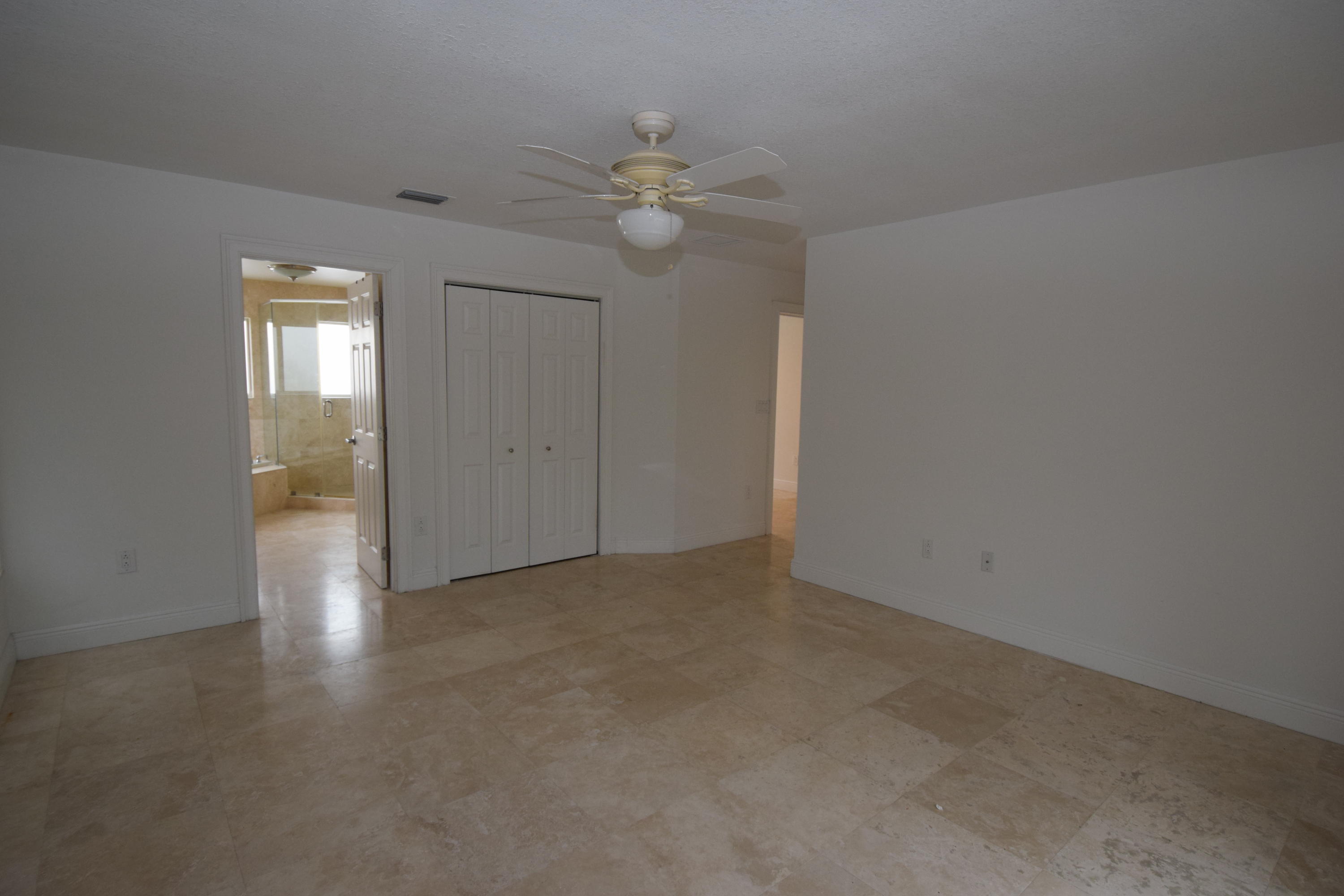 151 Long Key Road Key Largo, FL 33037 - Photo 16 of 35 Master Bedroom