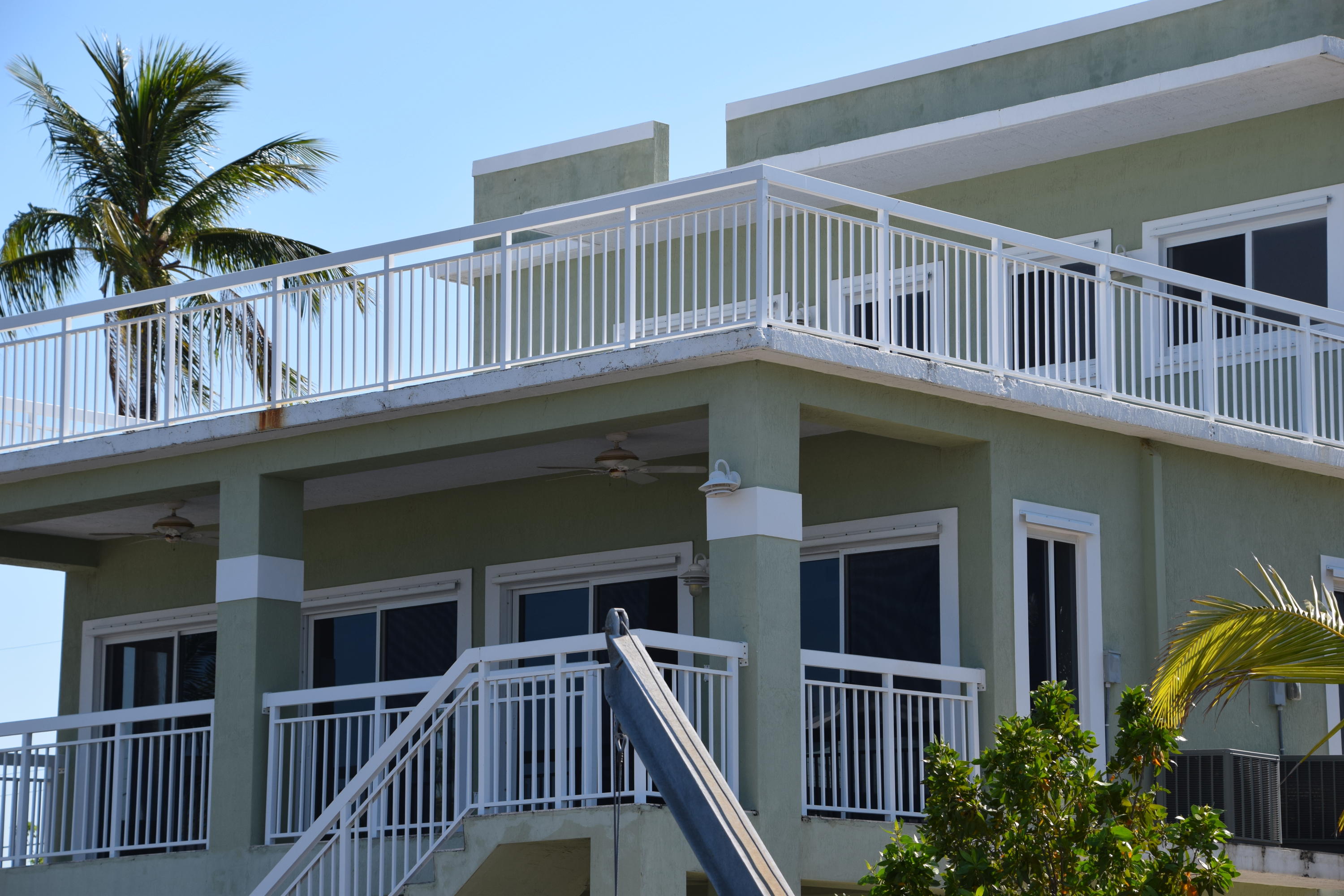 151 Long Key Road Key Largo, FL 33037 - Photo 20 of 35 Roof Top lounging area