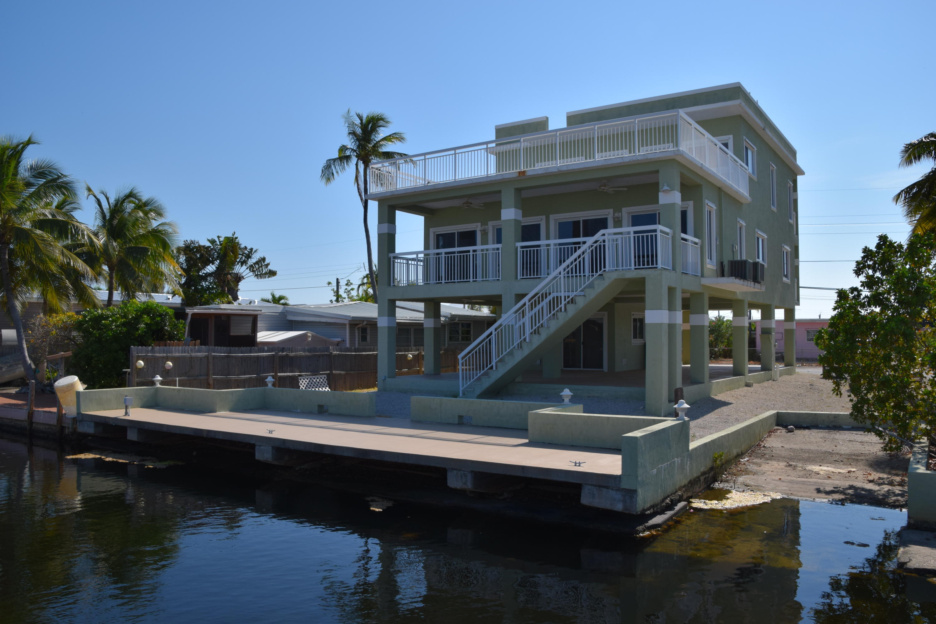 151 Long Key Road Key Largo, FL 33037 - Photo 26 of 35 Canal view