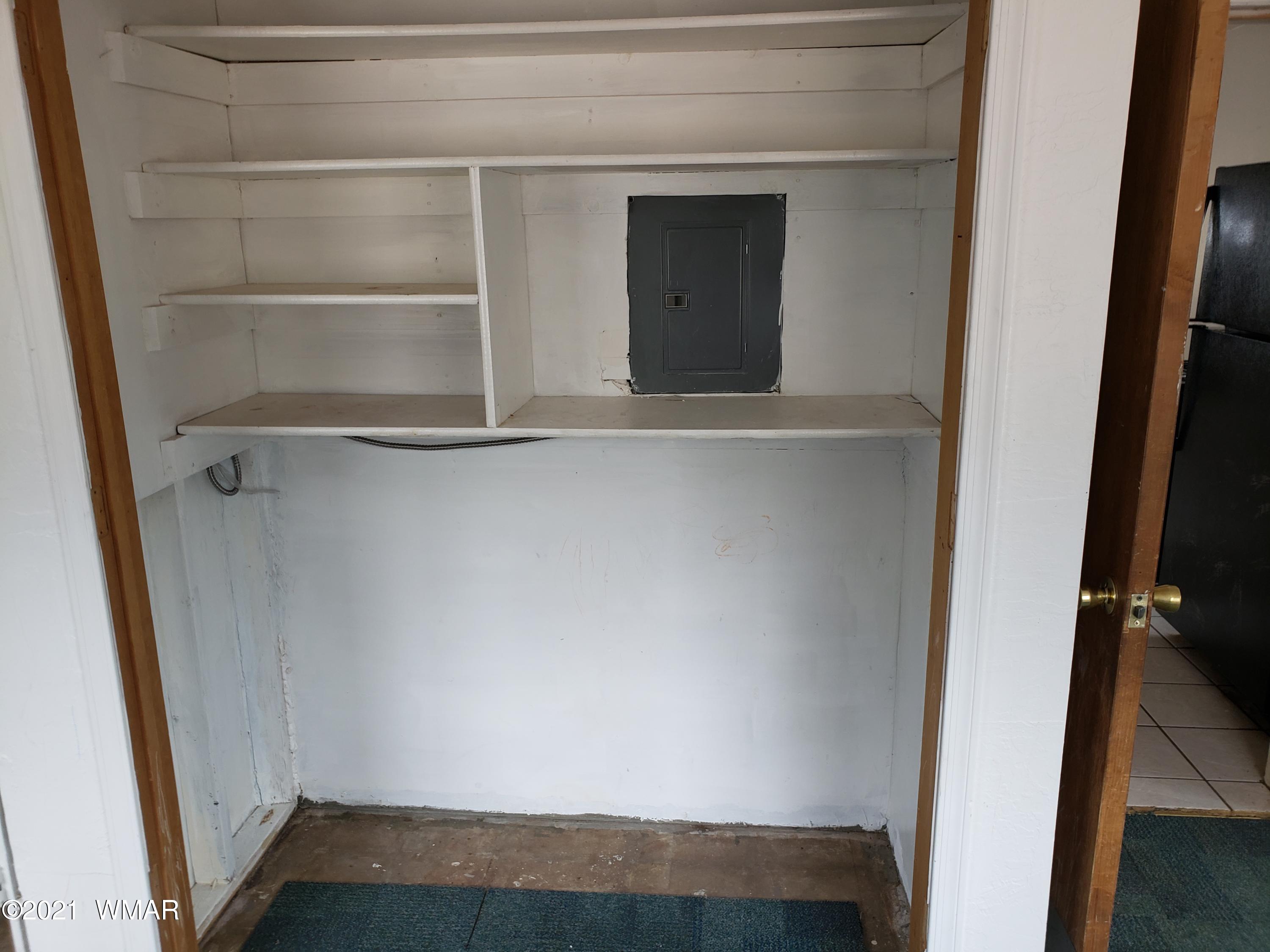 2656 Paper Mill Road Taylor, AZ 85939 - Photo 11 of 14 a view of closet