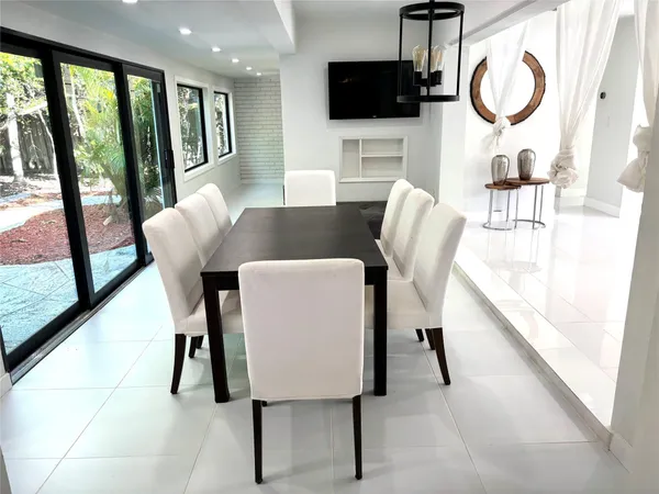 $725,000 | 2101 Northeast 55th Court, Fort Lauderdale, FL 33308