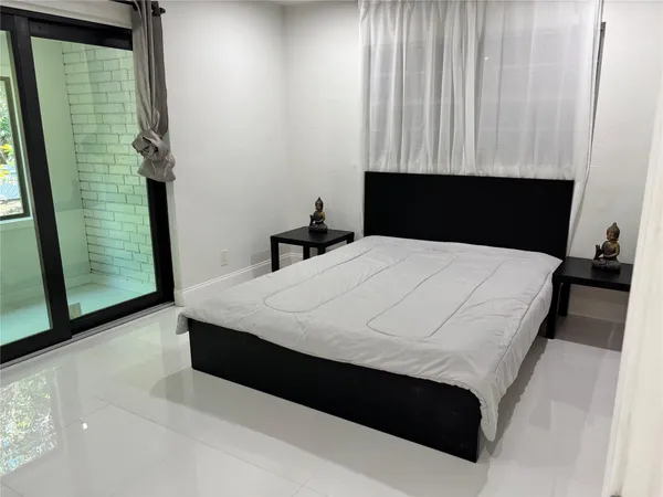 $725,000 | 2101 Northeast 55th Court, Fort Lauderdale, FL 33308