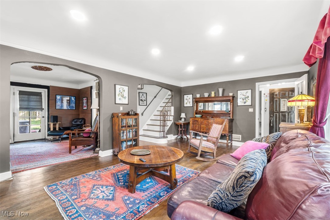 3155 Ludlow Road Cleveland, OH 44120 - Photo 5 of 21