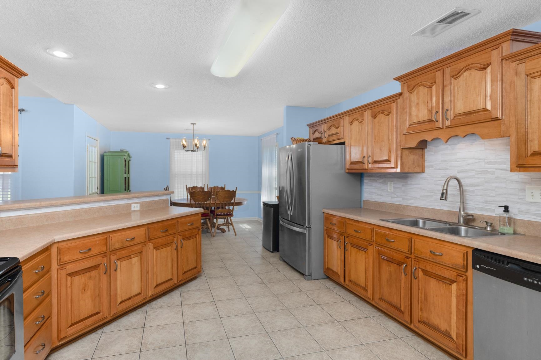 269 Hummingbird Loop Atoka, TN 38004 - Photo 13 of 31