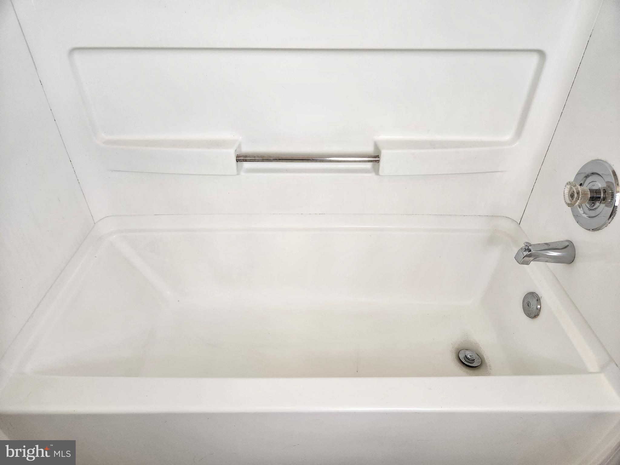 14905 Rydell Road, Unit 103 Centreville, VA 20121 - Photo 25 of 30