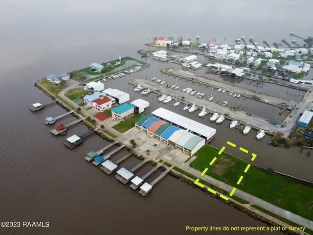 $205,000 | 516 Bayview Lane, Franklin, LA 70538