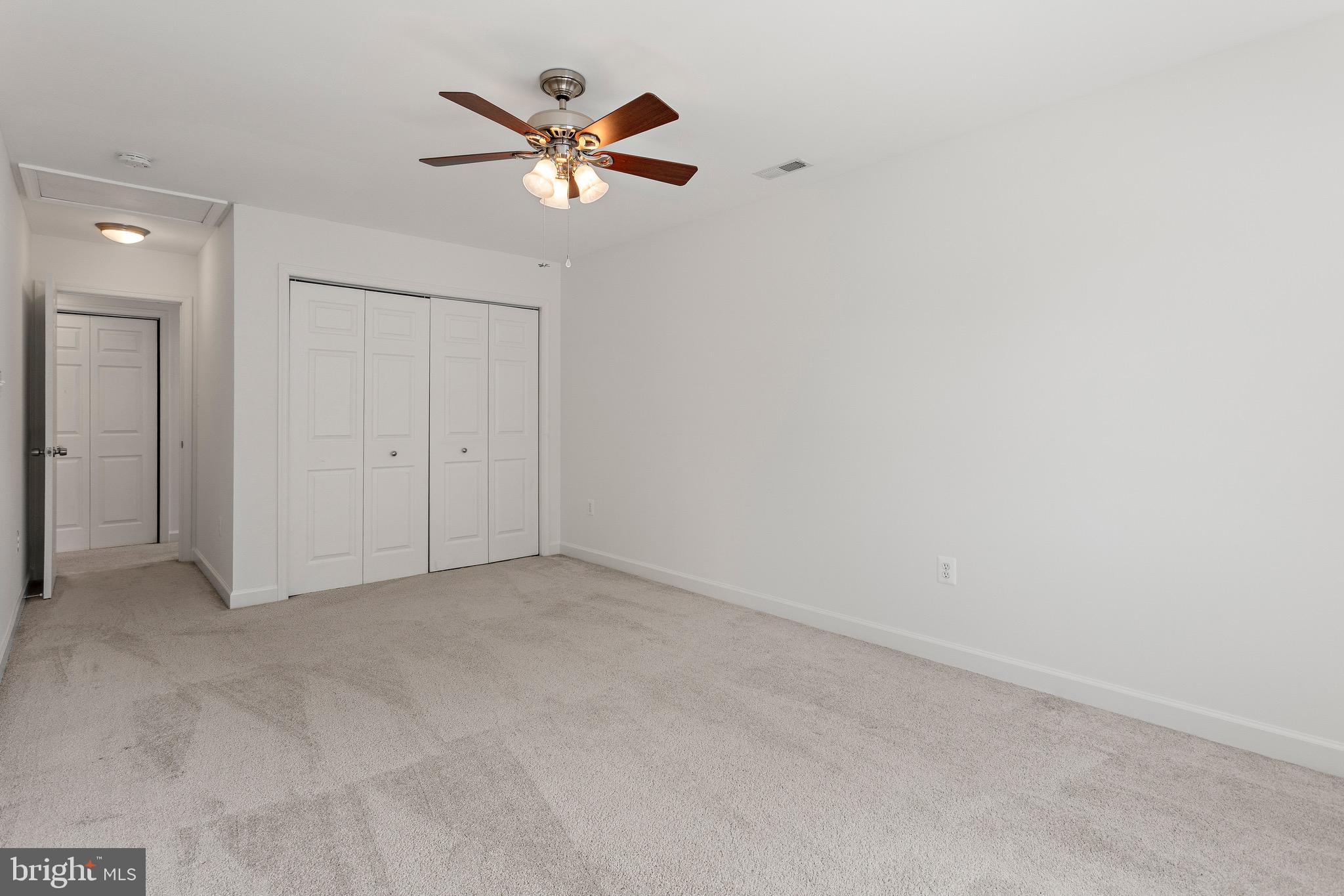 4005 7th Street North Beach, MD 20714 - Photo 32 of 47 an empty room