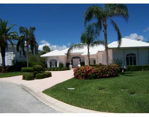 34 Rio Vista Drive Sewall's Point, FL 34996 - Photo 1 of 5 Primary Photo