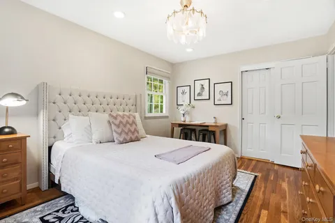 $1,299,000 | 14 Garey Drive, Chappaqua, NY 10514