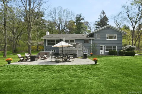 $1,299,000 | 14 Garey Drive, Chappaqua, NY 10514