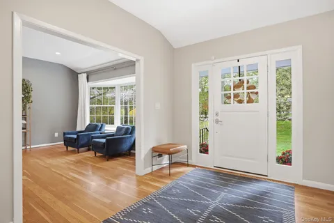 $1,299,000 | 14 Garey Drive, Chappaqua, NY 10514