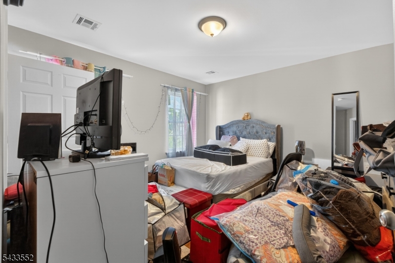 1231 Union Street Linden, NJ 07036 - Photo 29 of 32