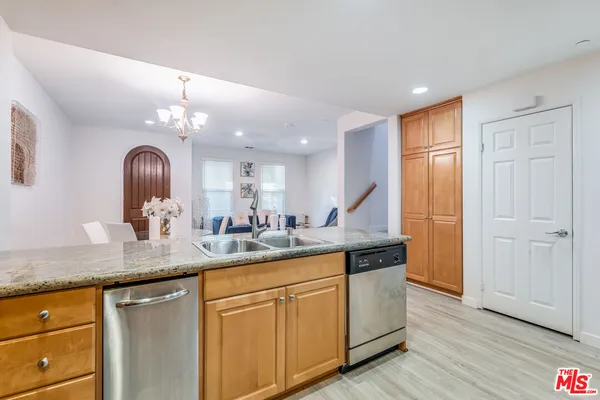$890,000 | 11227 Paseo Sonesta, Northridge, CA 91326