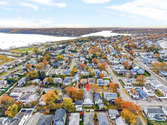 $5,000 | 11 7th Street, Bayville, NY 11709