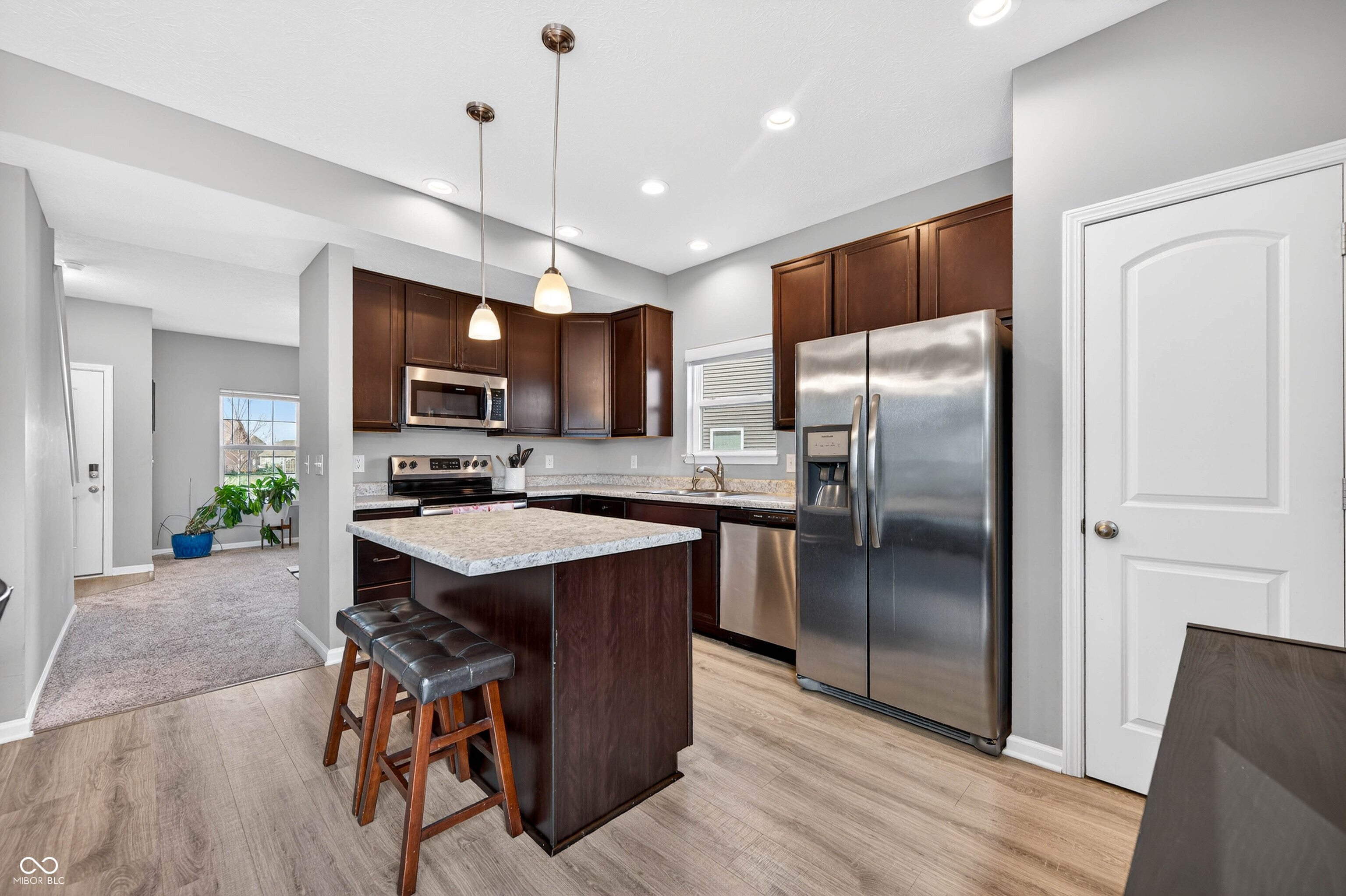 475 Rocky Road Greenfield, IN 46140 - Photo 8 of 58