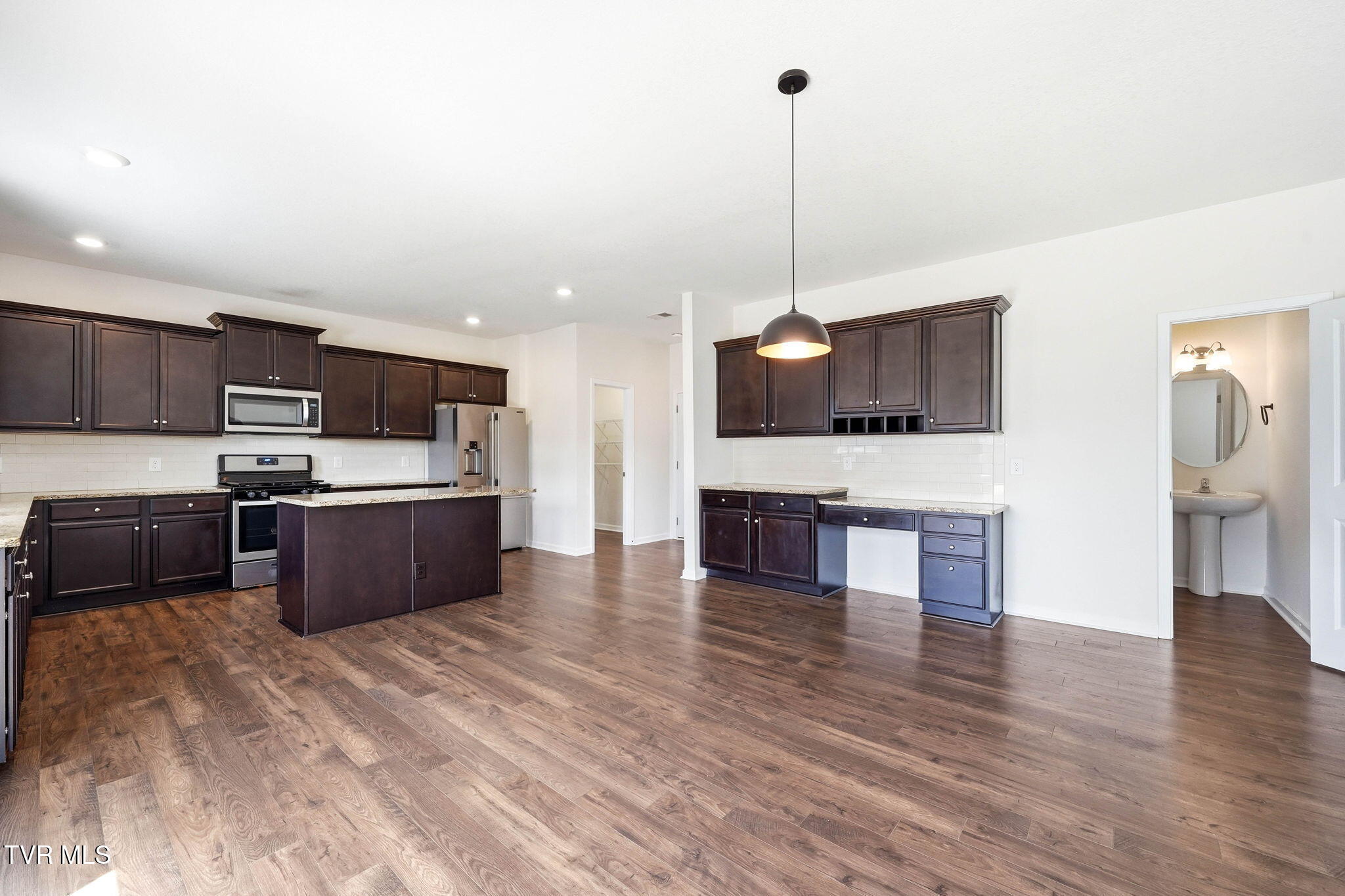 1129 Raccoon Lane Piney Flats, TN 37686 - Photo 14 of 41 2-web-or-mls-1129 Raccoon Ln-10