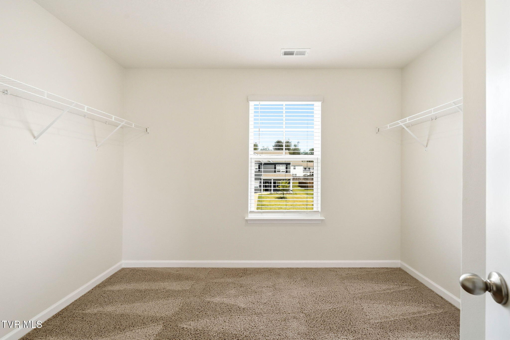 1129 Raccoon Lane Piney Flats, TN 37686 - Photo 33 of 41 28-web-or-mls-1129 Raccoon Ln-34