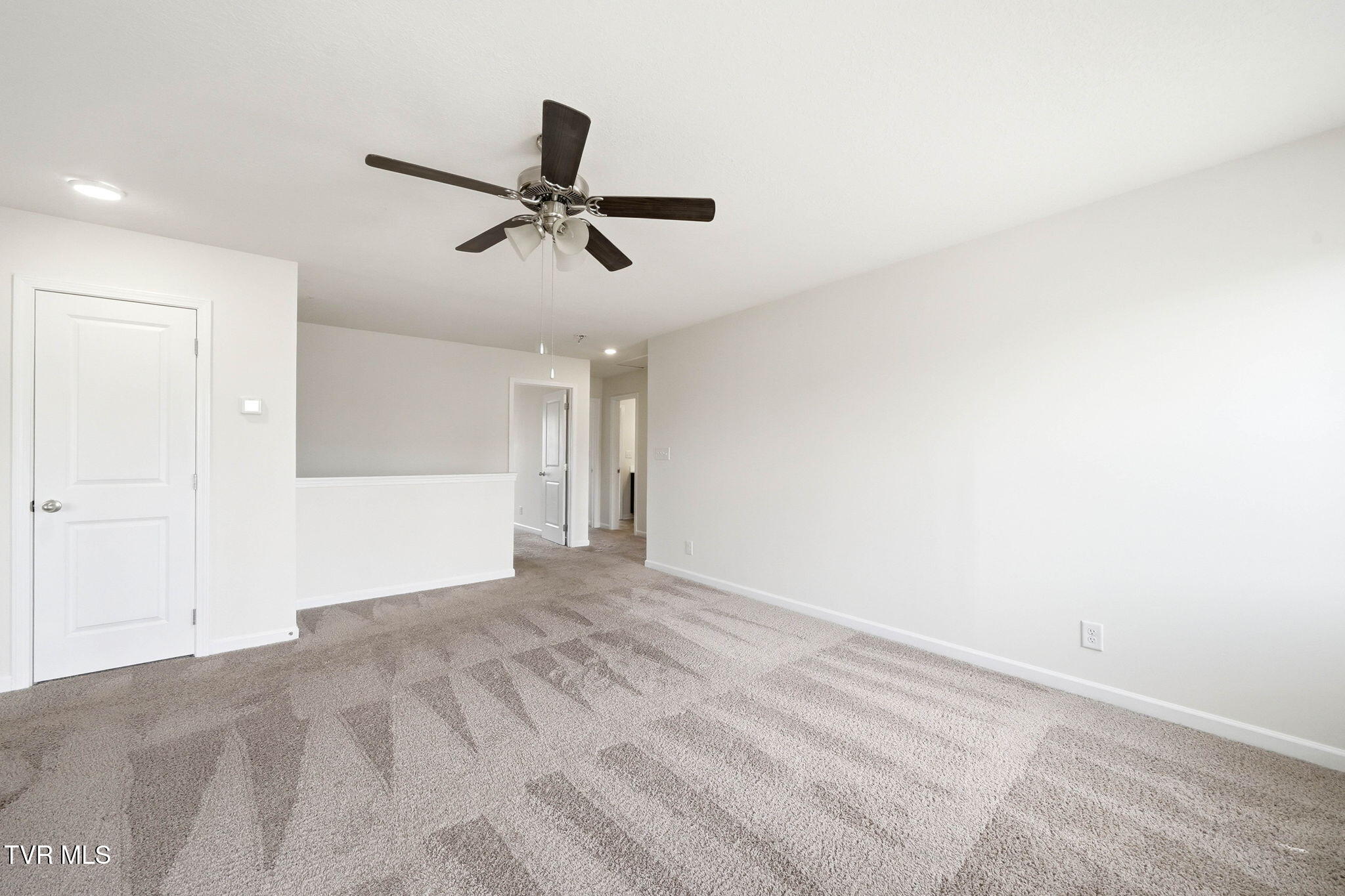 1129 Raccoon Lane Piney Flats, TN 37686 - Photo 38 of 41 10-web-or-mls-1129 Raccoon Ln-18